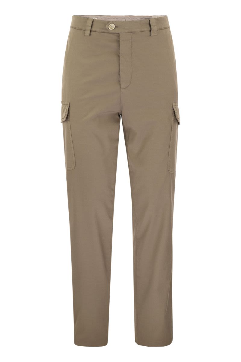 Garment-dyed Leisure fit trousers