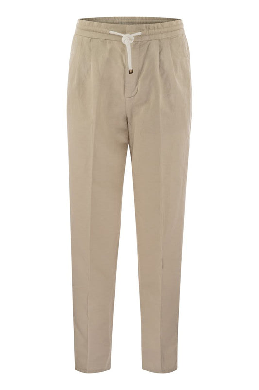 Leisure fit trousers in linen and cotton gabardine