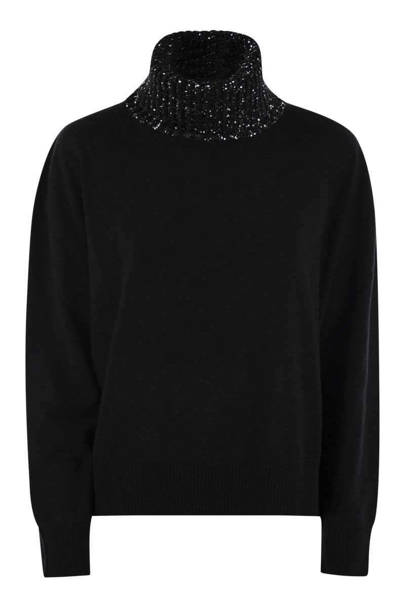 Turtleneck sweater in wool, silk and cashmere