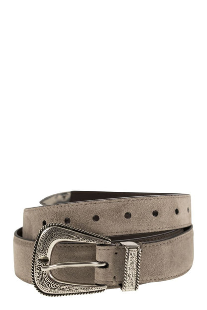 Inverted leather belt with machined buckle and toecap