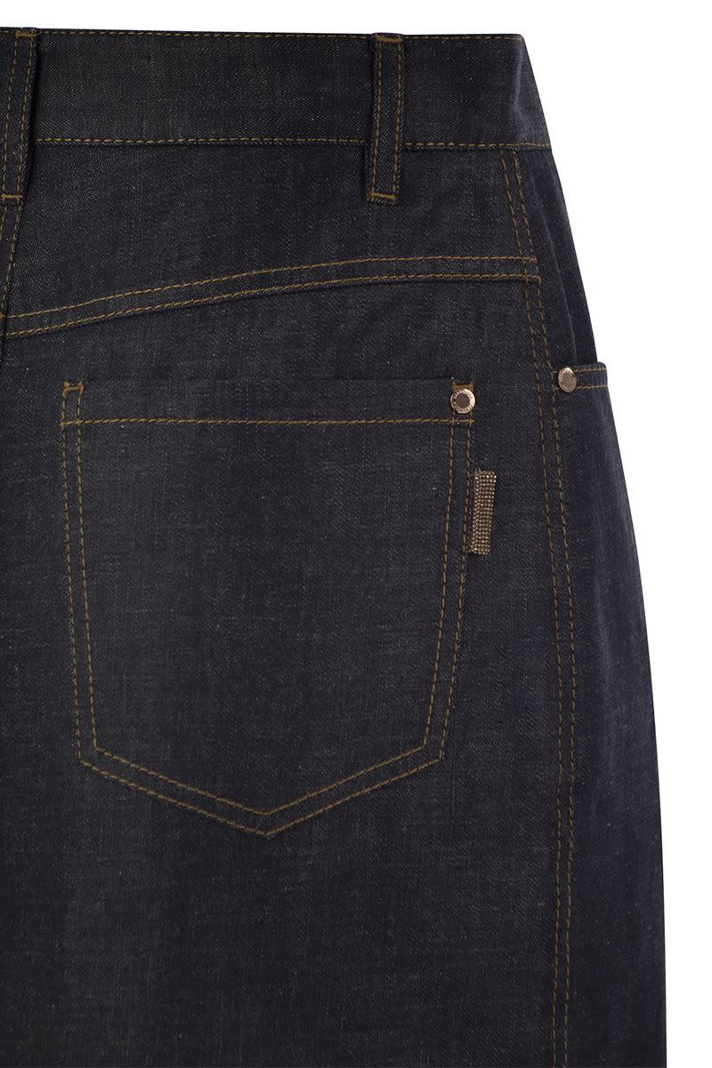 Long five-pocket skirt in Wet-Effect light denim with Shiny Tab