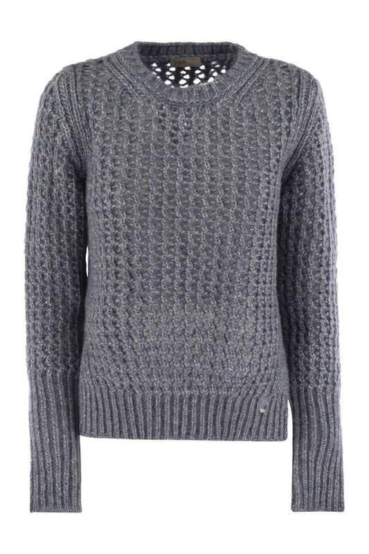 Knitwear in alpaca and wool yarn