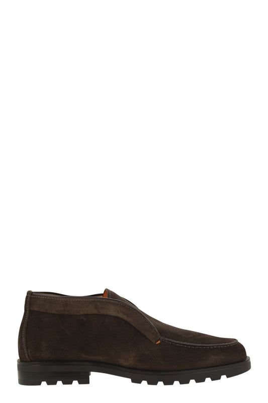 Suede ankle boot without laces