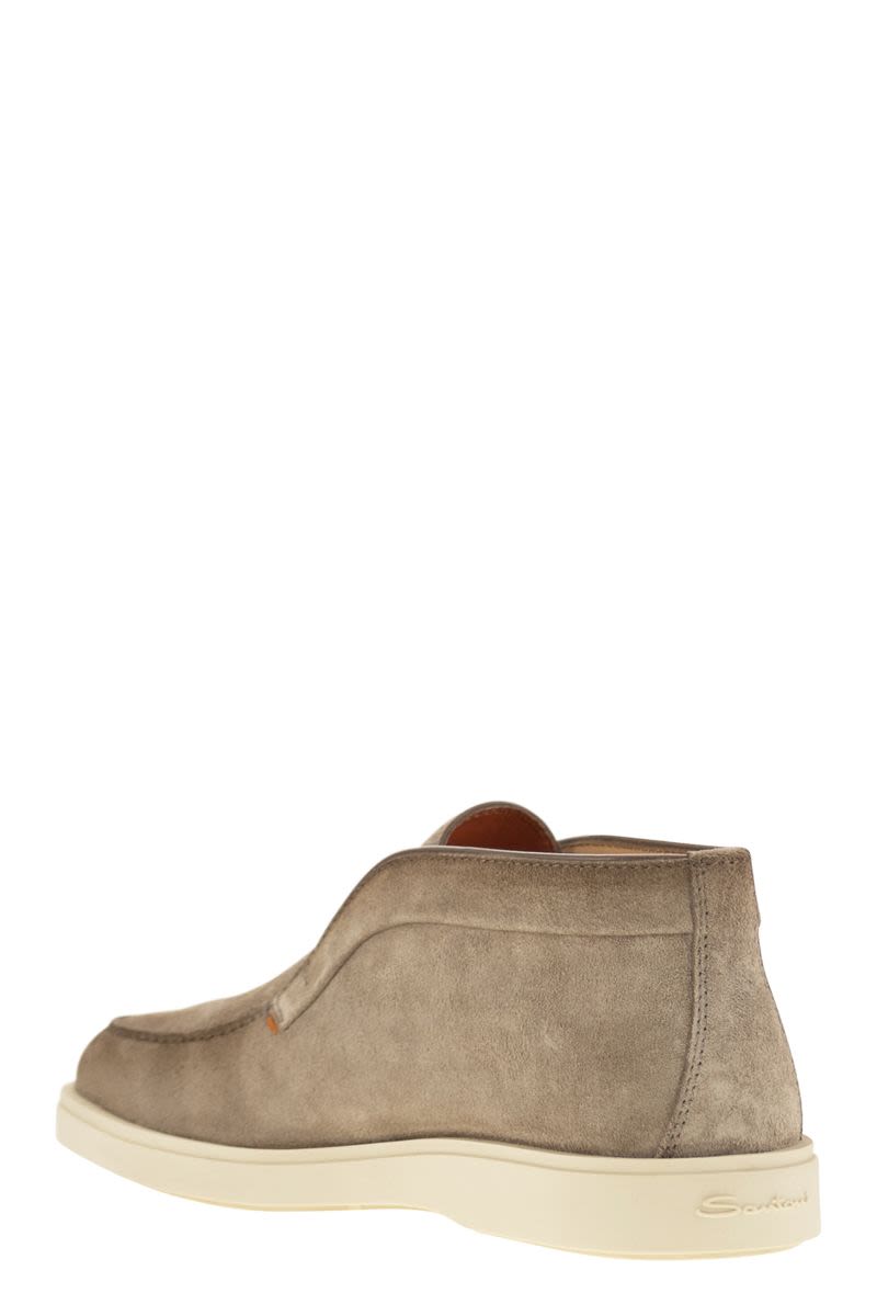 Suede desert boot