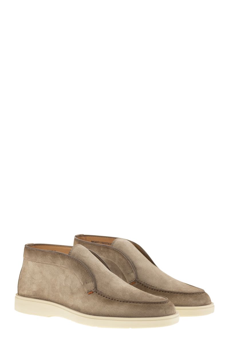 Suede desert boot