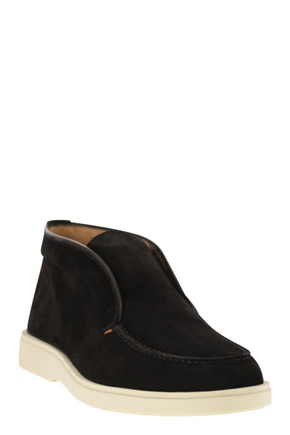 Suede desert boot