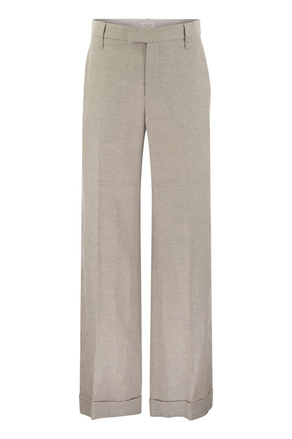 Flared loose-fitting trousers in sparkling linen twill with necklace