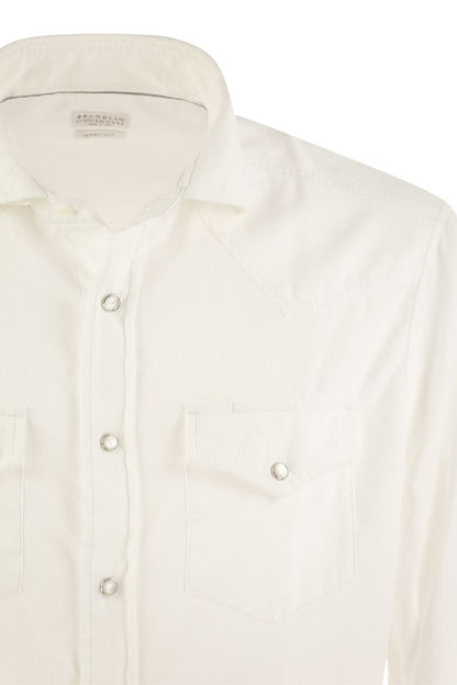 Garment-dyed corduroy easy-fit shirt with press studs, epaulettes and pockets