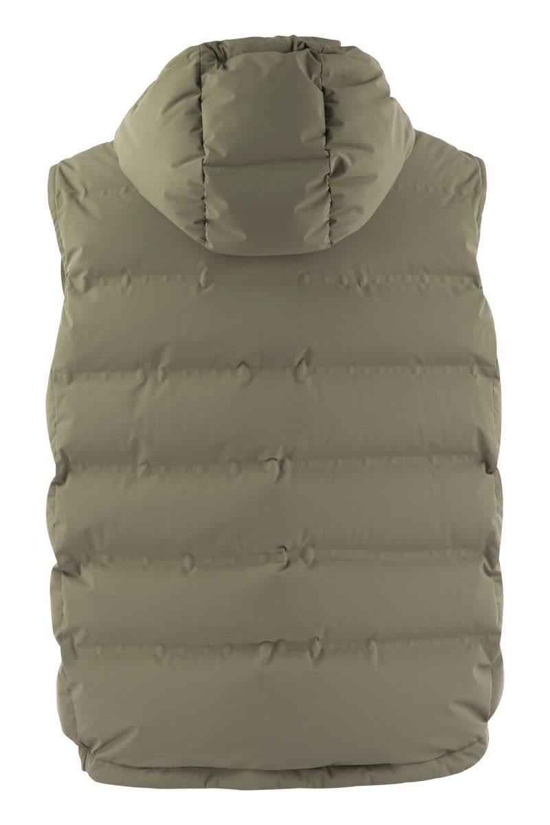 Sleeveless down jacket in membraned taffeta with heat tapes and detachable hood