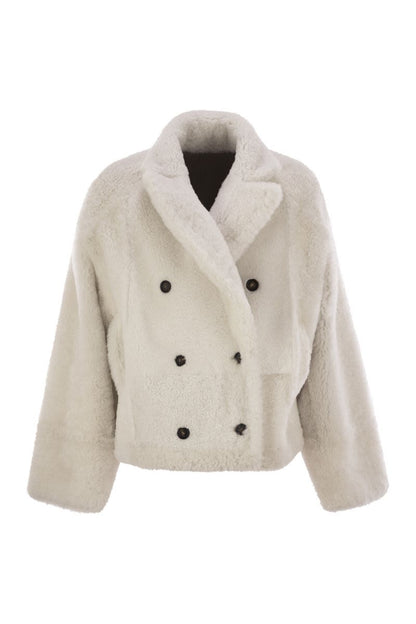 Reversible Fuzzy Shearling Outerwear with Jewellery