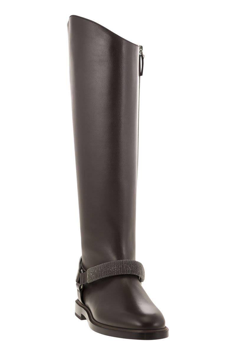 Mat Calf Boots with Precious Ribbed Strap