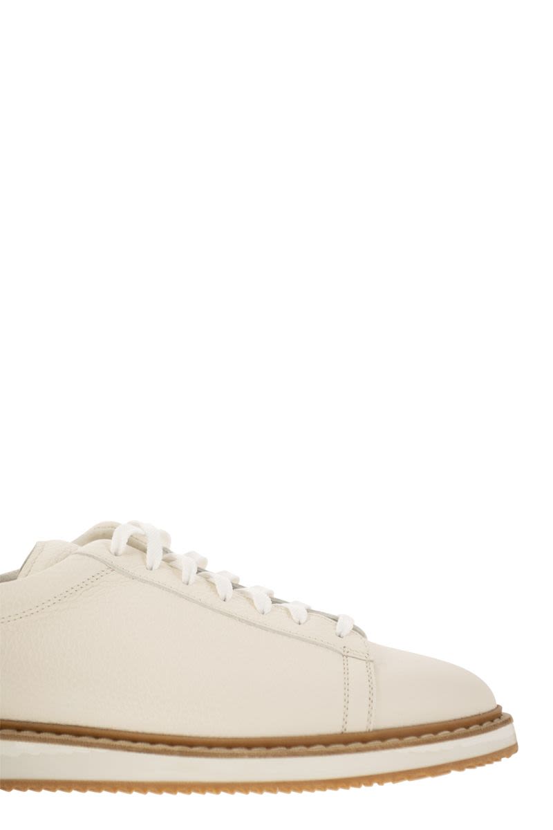 Calfskin trainers with grain