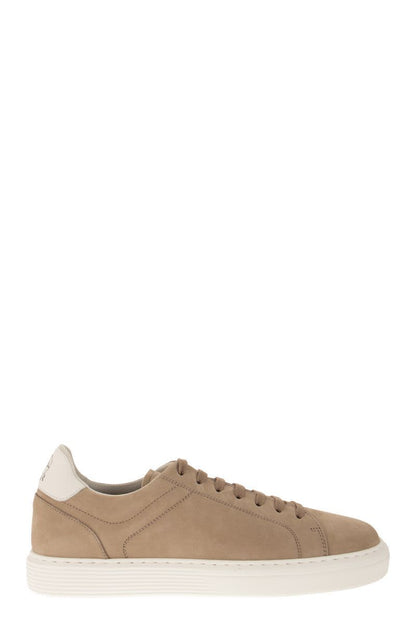 Nabuk calfskin trainers