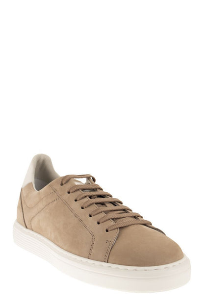 Nabuk calfskin trainers