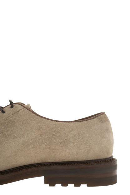 Suede derby