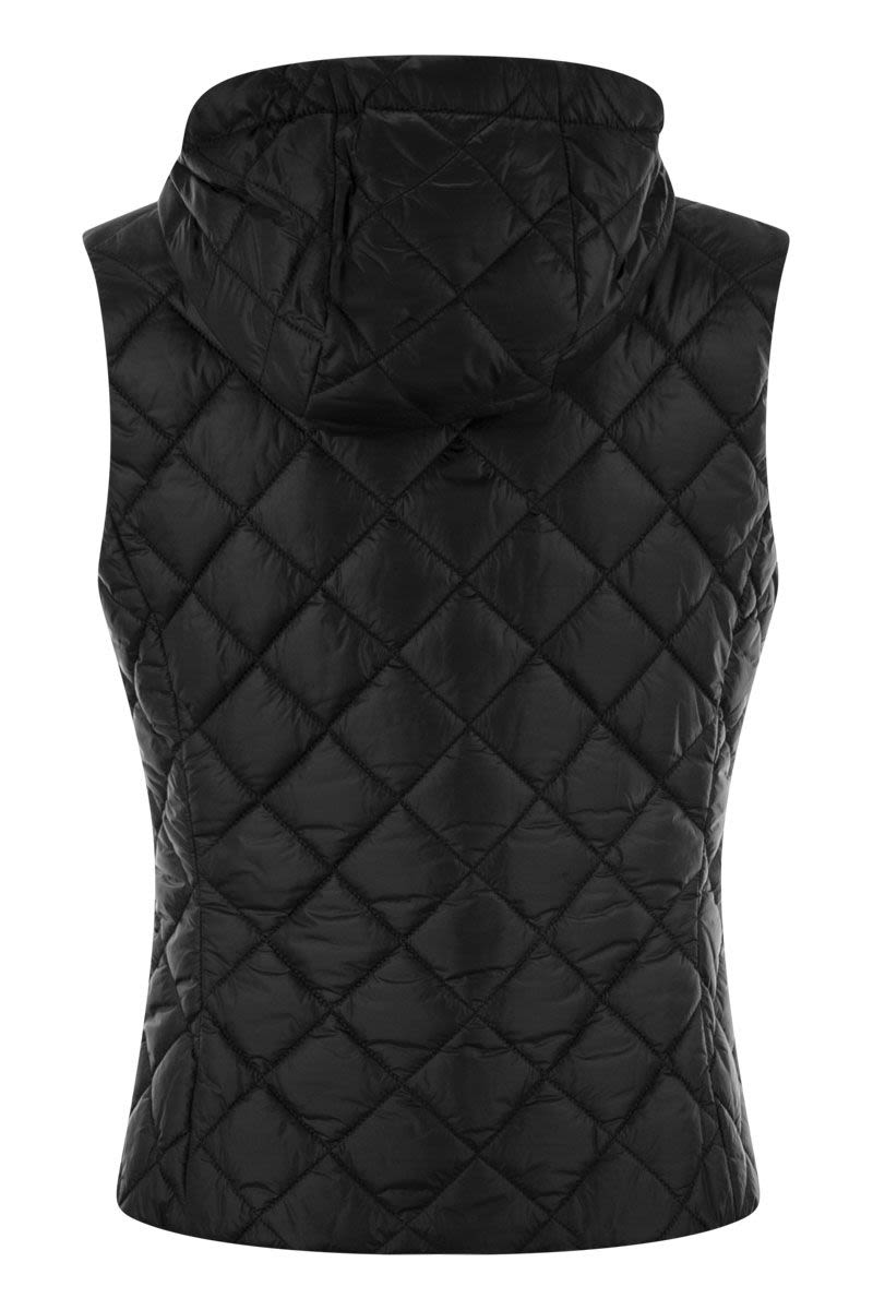 Quilted nylon waistcoat