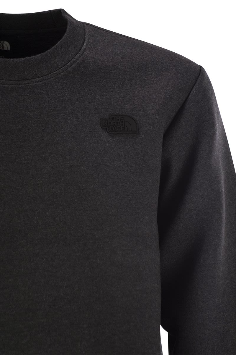 Round-neck sweatshirt