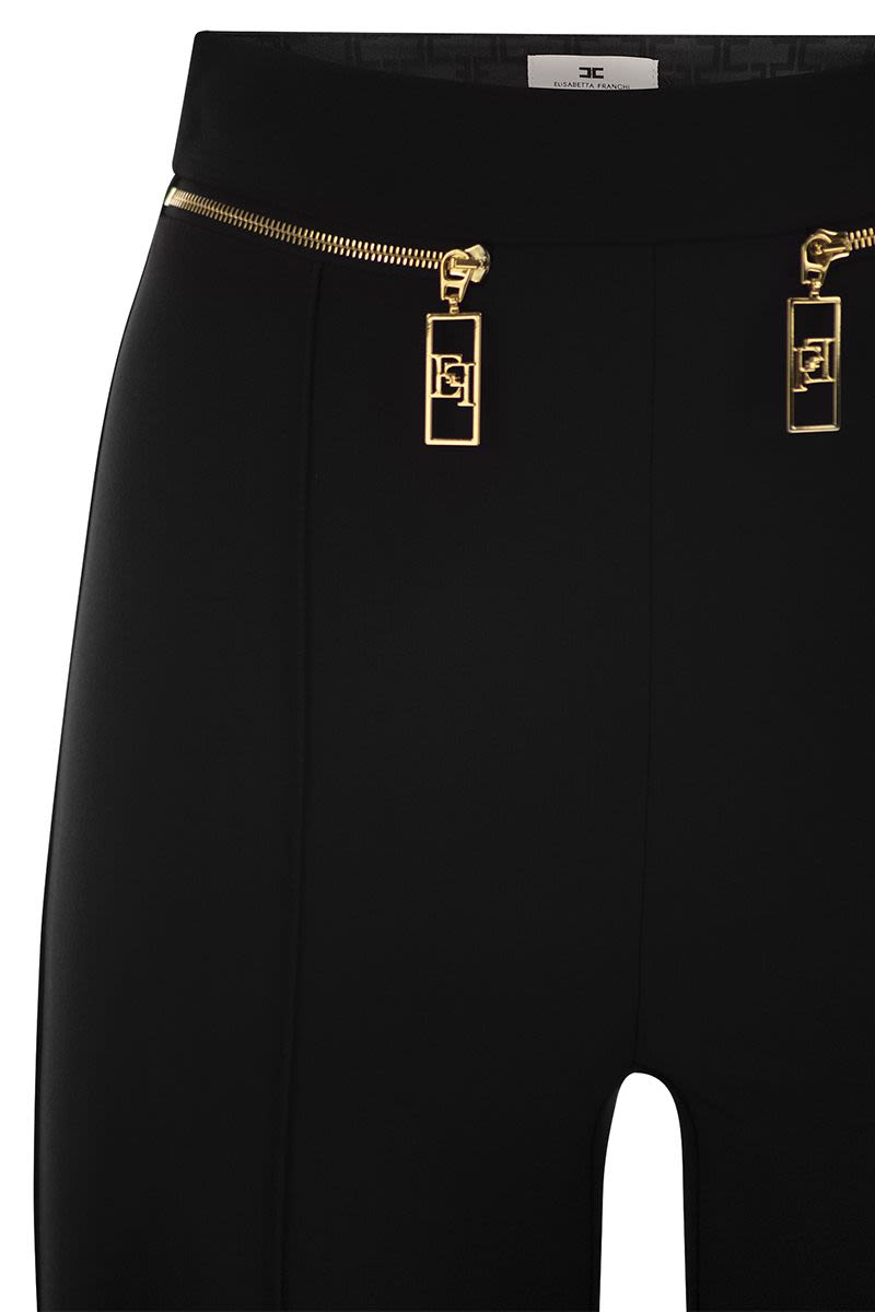 Straight crepe trousers with zip