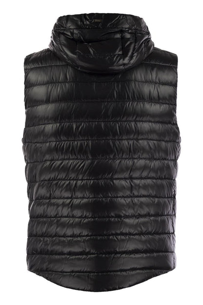 Sleeveless down jacket