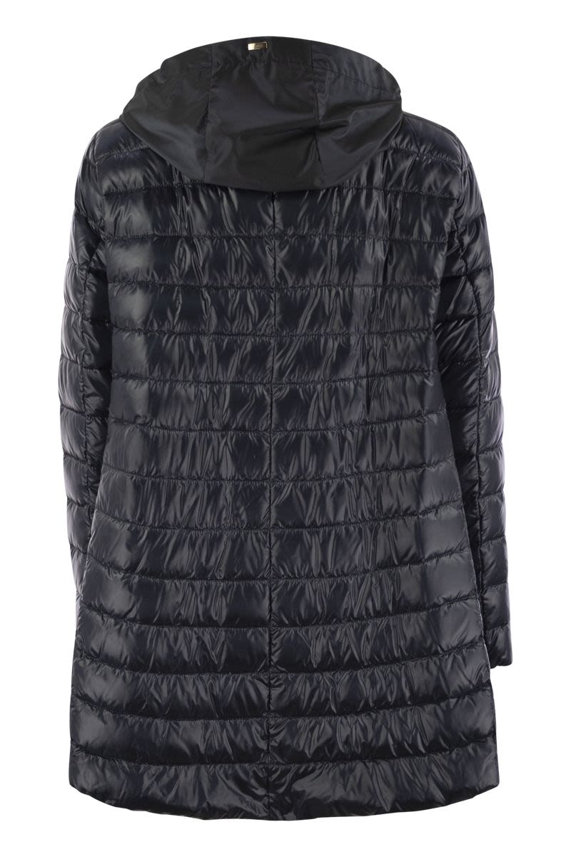 Down jacket in ultralight nylon and techno taffeta