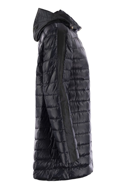 Down jacket in ultralight nylon and techno taffeta