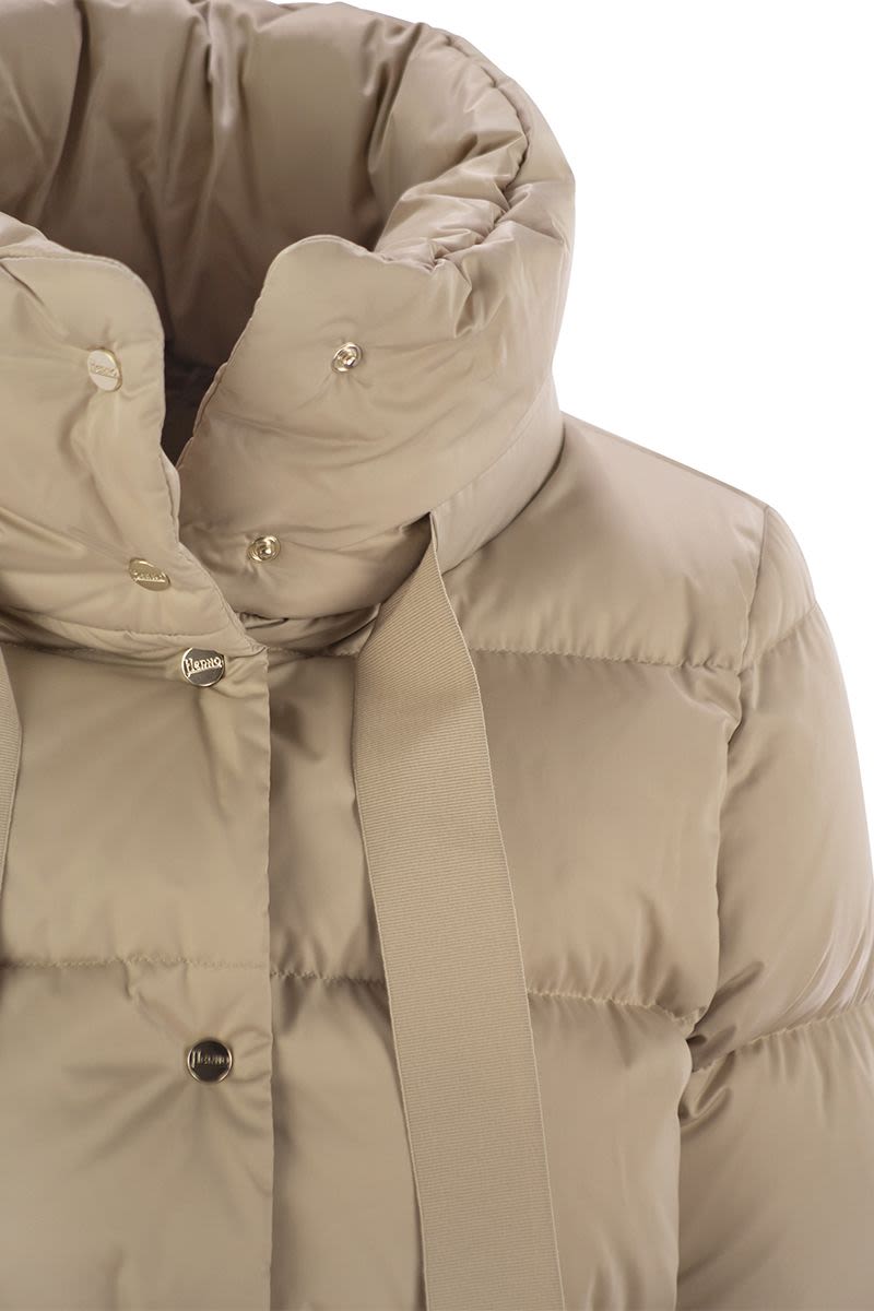 Down jacket with ring collar