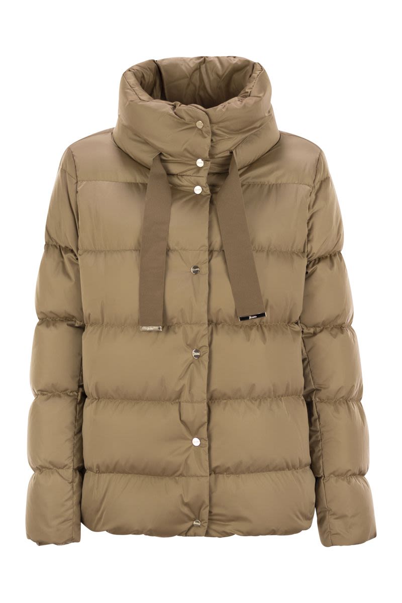 Down jacket with ring collar