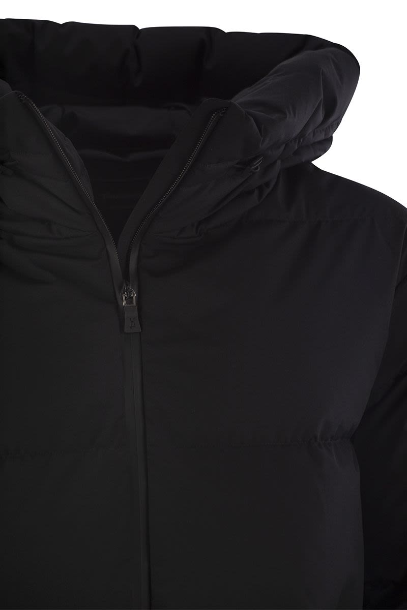 Medium down jacket with hood