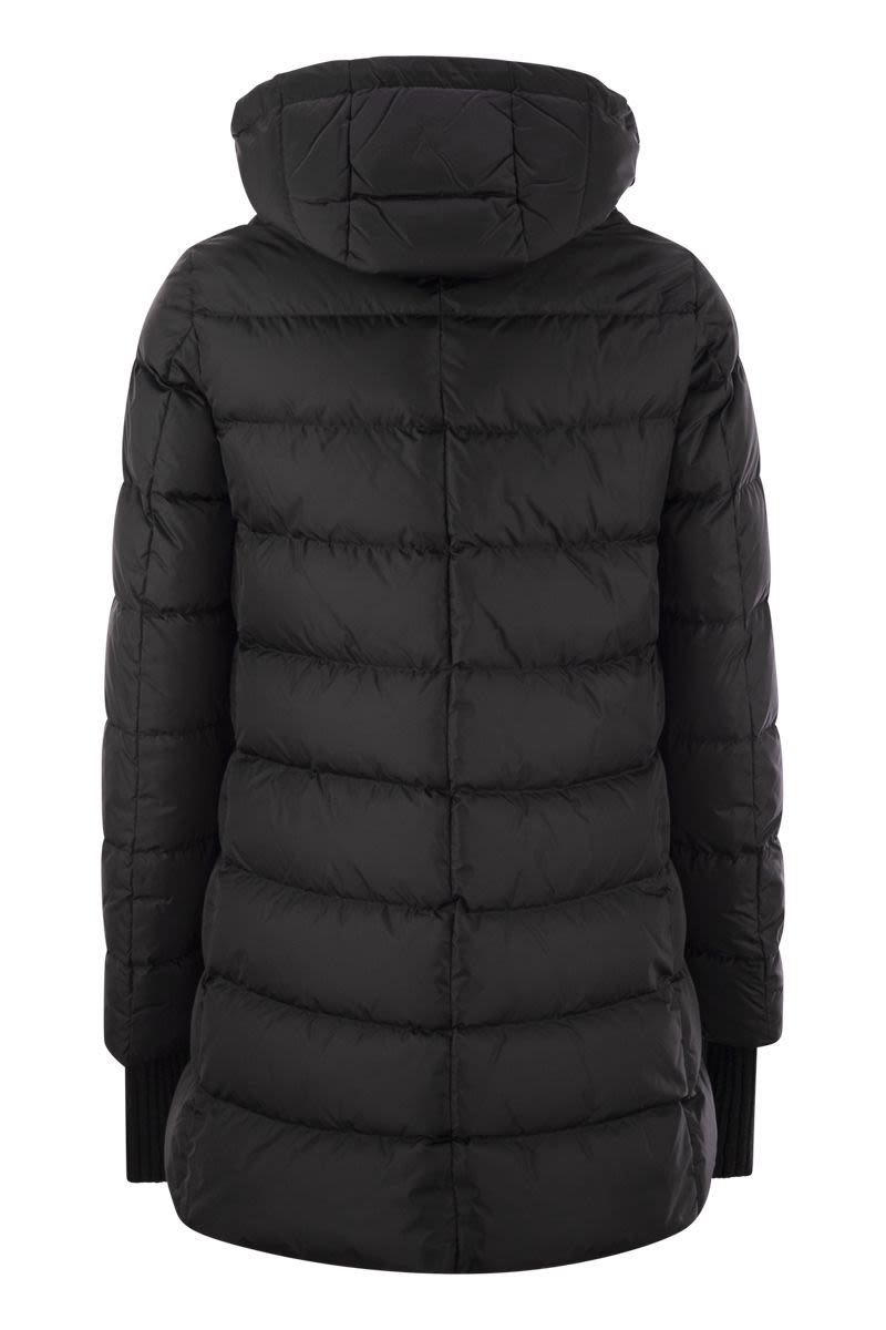 Medium down jacket with hood