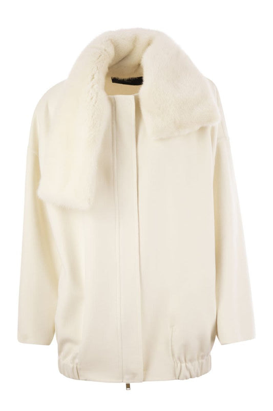 Cashmere caban with fur collar