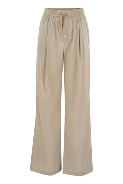 Stretch nylon trousers