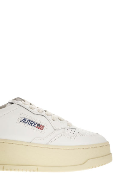 MEDALIST PLATFORM - Leather trainers