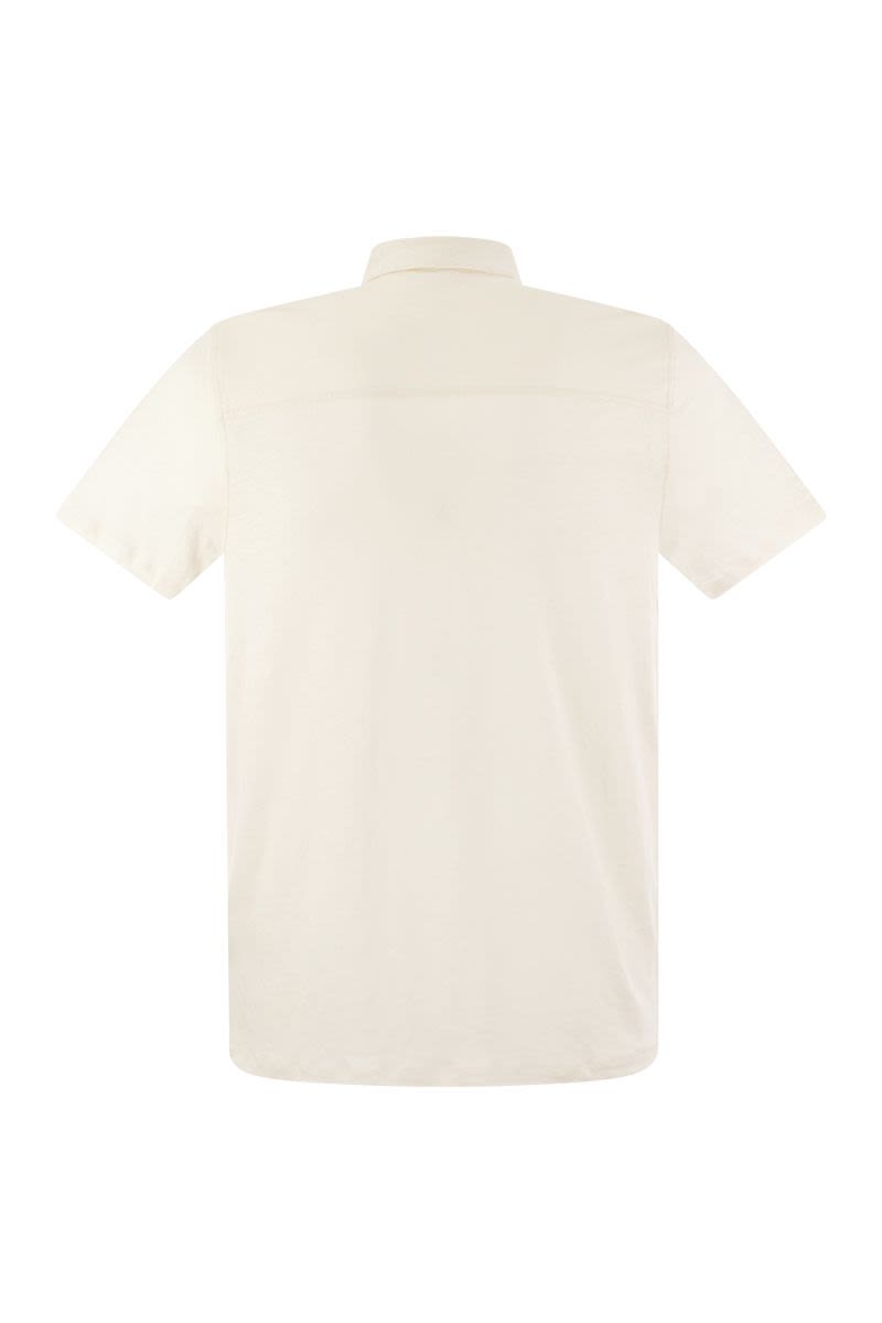 Linen short-sleeved polo shirt