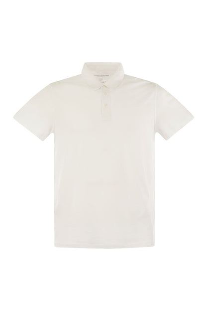 Short-sleeved polo shirt in lyocell