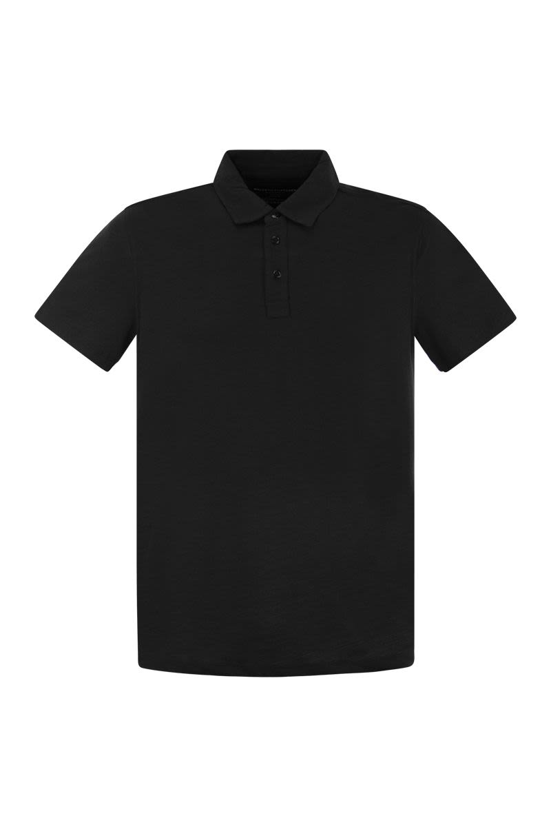 Short-sleeved polo shirt in lyocell