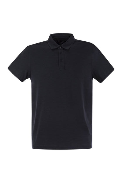 Short-sleeved polo shirt in lyocell