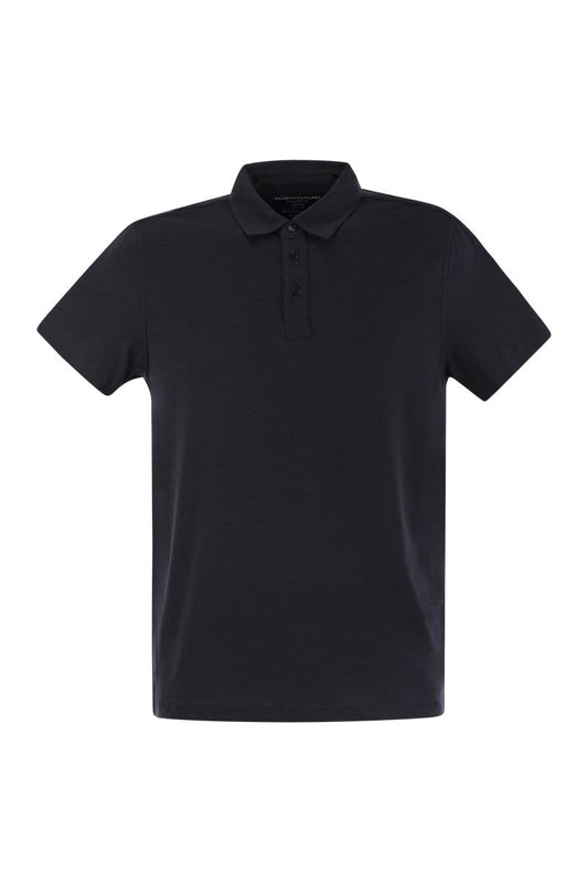 Short-sleeved polo shirt in lyocell