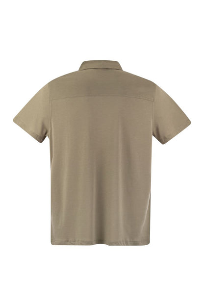 Short-sleeved polo shirt in lyocell