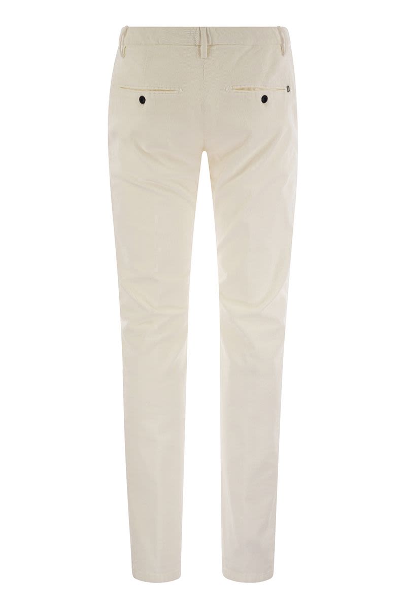 SPIRITISSIMO - Regular chino trousers in light gabardine