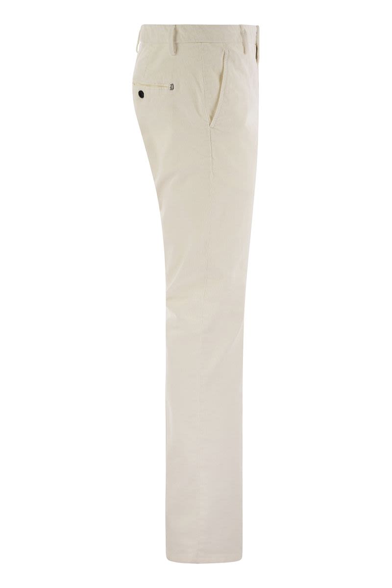 SPIRITISSIMO - Regular chino trousers in light gabardine