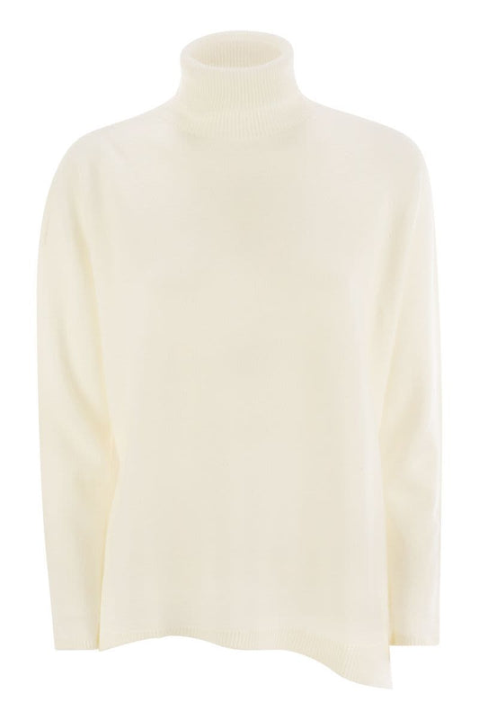 Cashmere turtleneck sweater