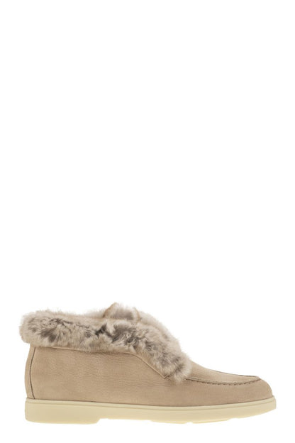 Desert boot in nubuck with fur