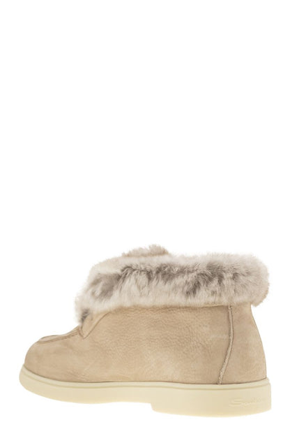 Desert boot in nubuck with fur