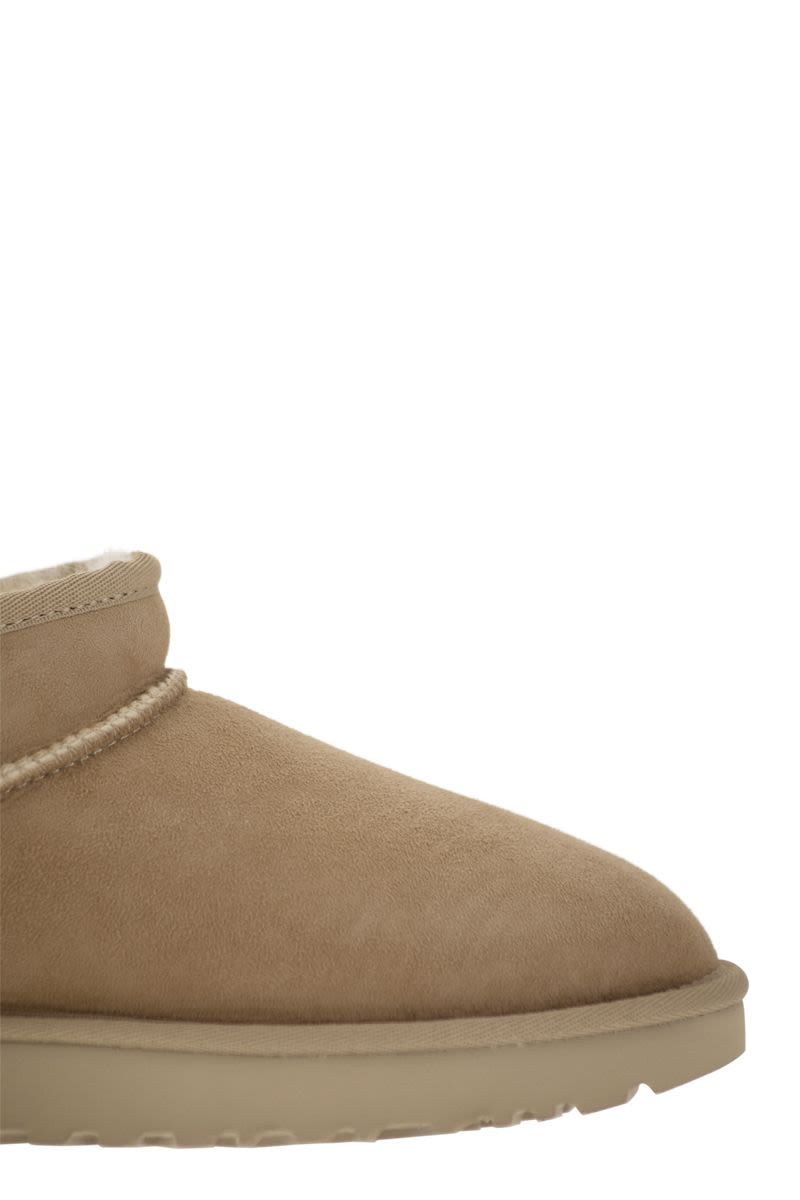 CLASSIC ULTRA MINI - Sheepskin boot