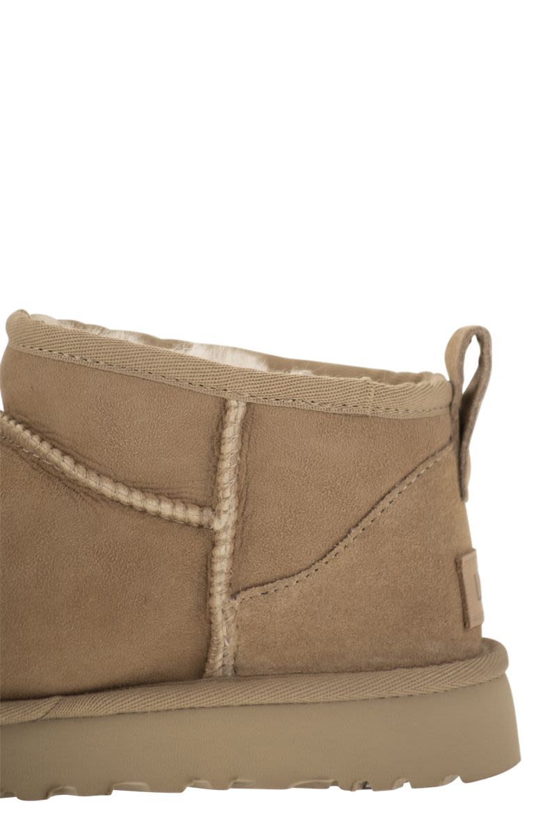 CLASSIC ULTRA MINI - Sheepskin boot