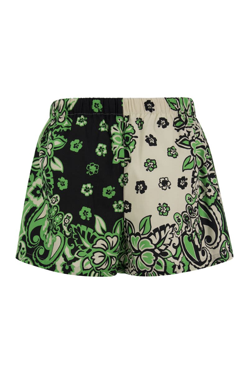 Short with bandana print - VOGUERINI