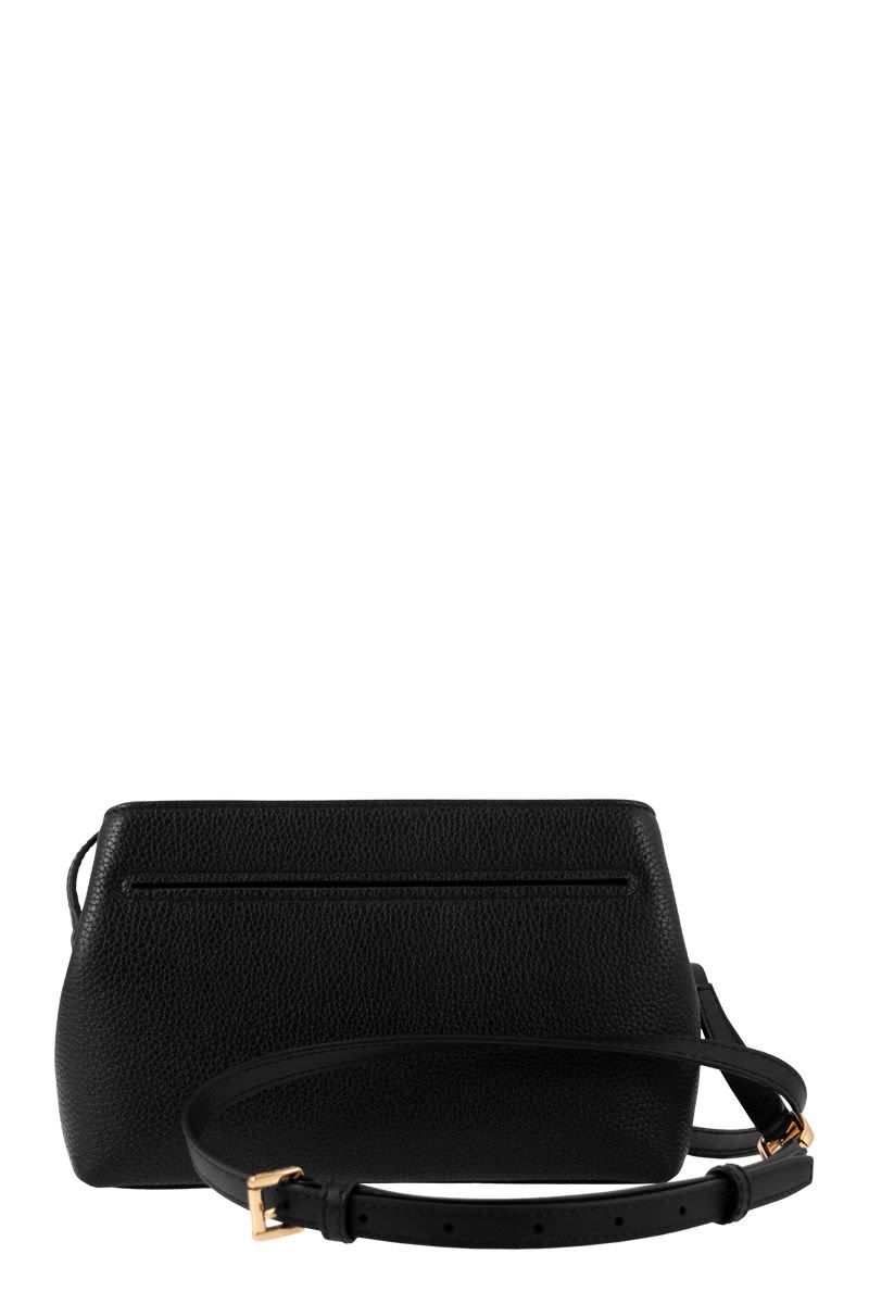 Grained leather shoulder bag - VOGUERINI