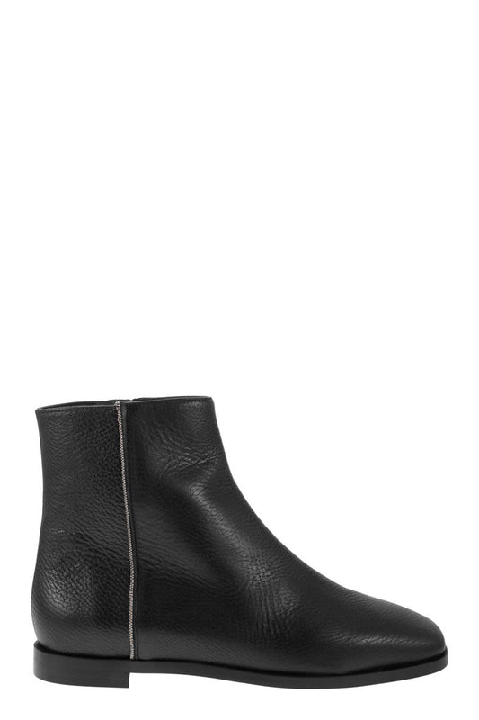 Grained leather ankle boots - VOGUERINI