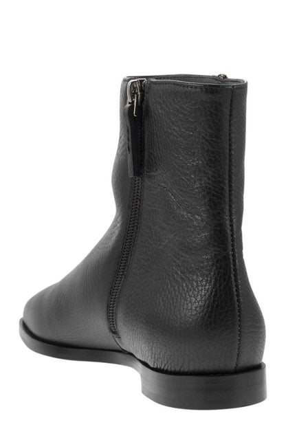 Grained leather ankle boots - VOGUERINI