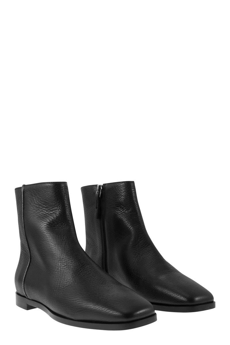 Grained leather ankle boots - VOGUERINI